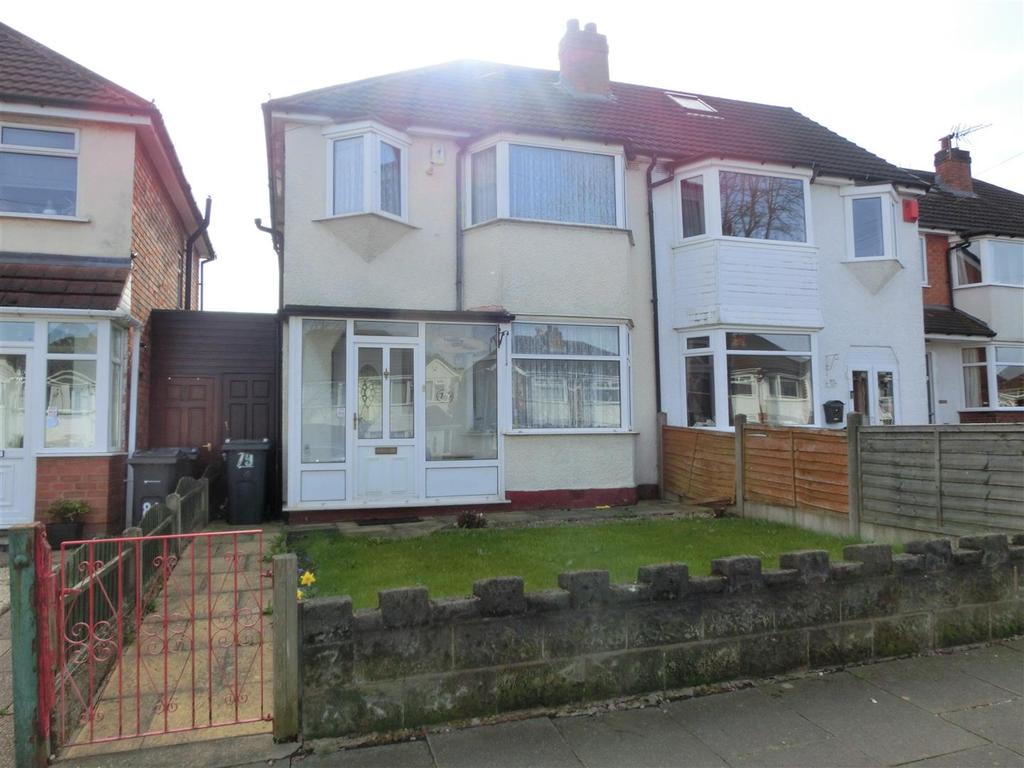 Whitecroft Road, Sheldon, Birmingham 3 bed semidetached house £200,000