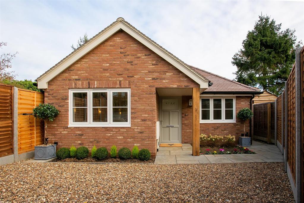 Sibley Avenue, Harpenden 2 bed detached house £675,000