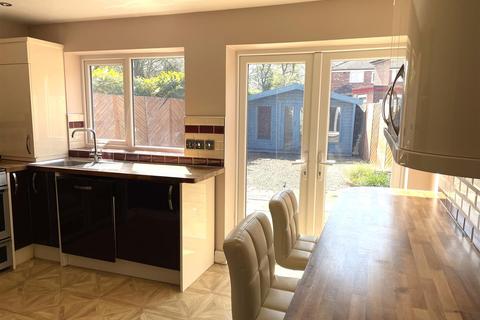 11 Trevor Road, Burscough, Ormskirk, L40 7RU