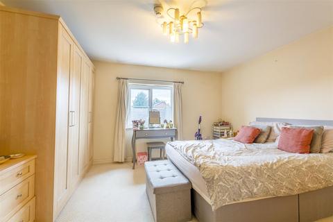 20 Emperor Close, Nottingham, NG5 1QR