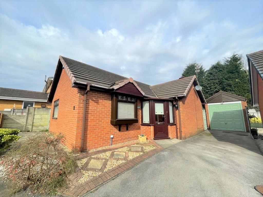Sovereign Fold Road, Leigh 2 bed detached bungalow for sale £239,995