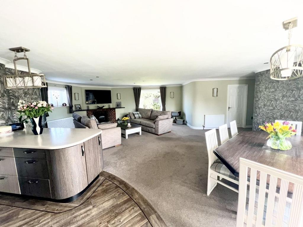 Open Plan Living/Kitchen Area
