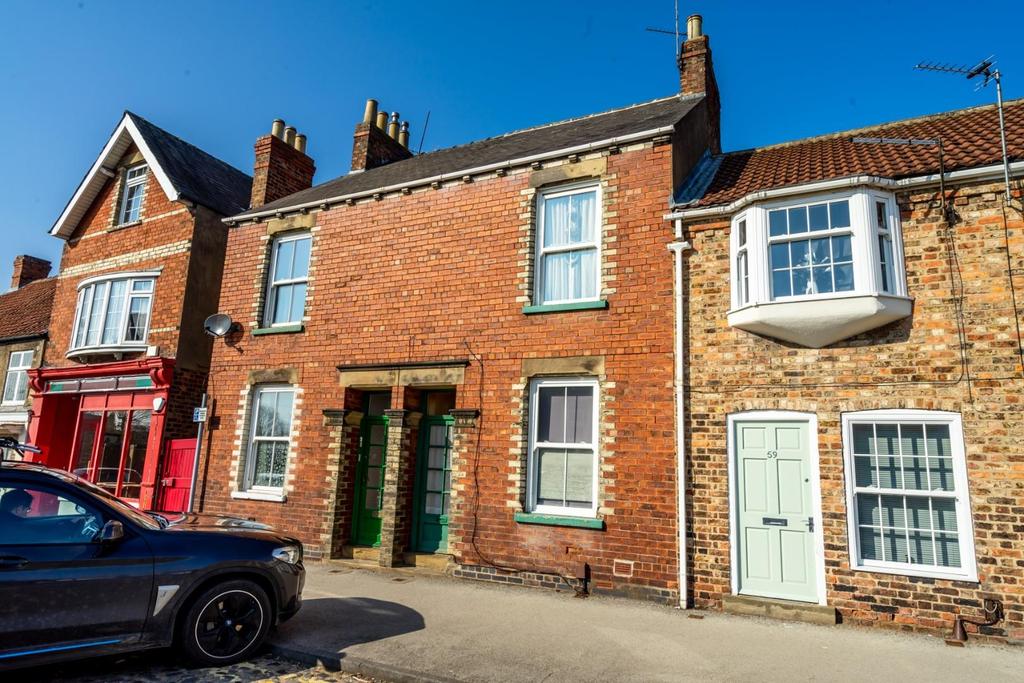 Front Street, York 2 bed terraced house £280,000