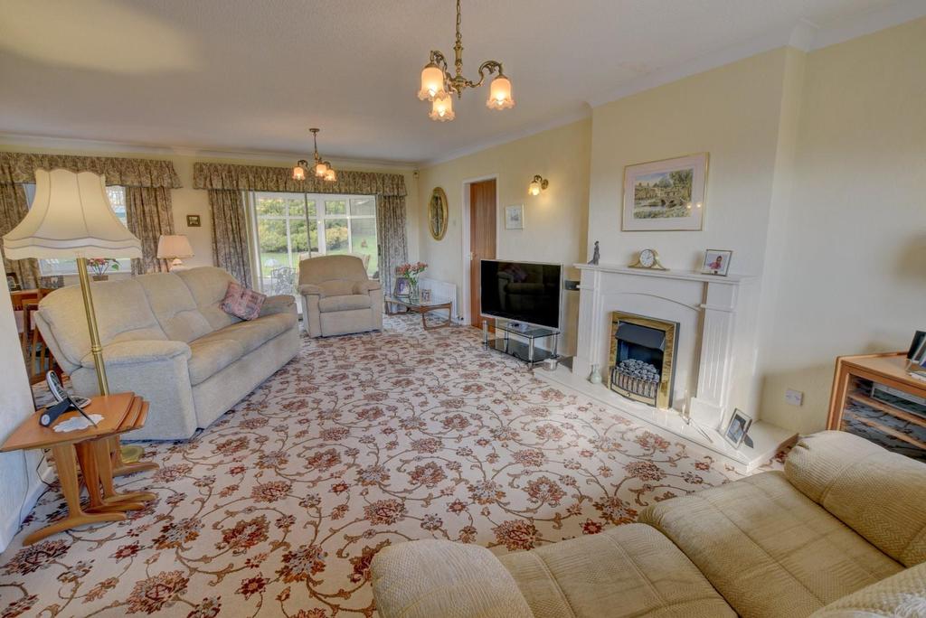 Borrowdale Drive, Burnley 3 bed detached bungalow £325,000