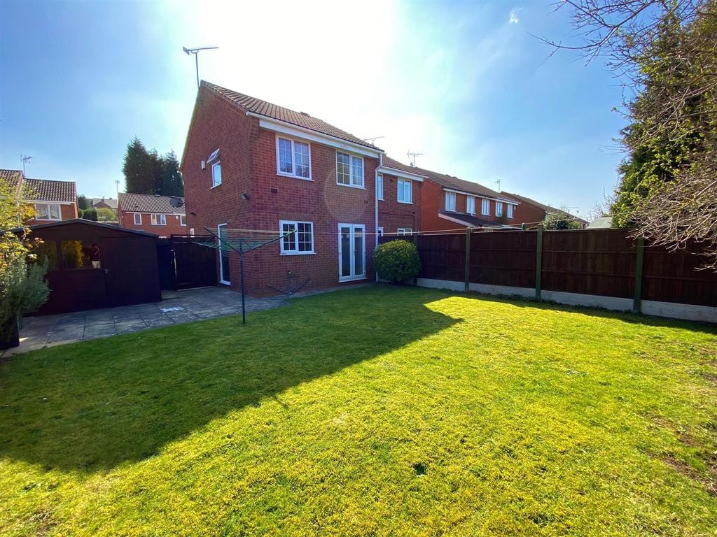 Denbigh Close, Dudley 3 bed property £875 pcm (£202 pw)