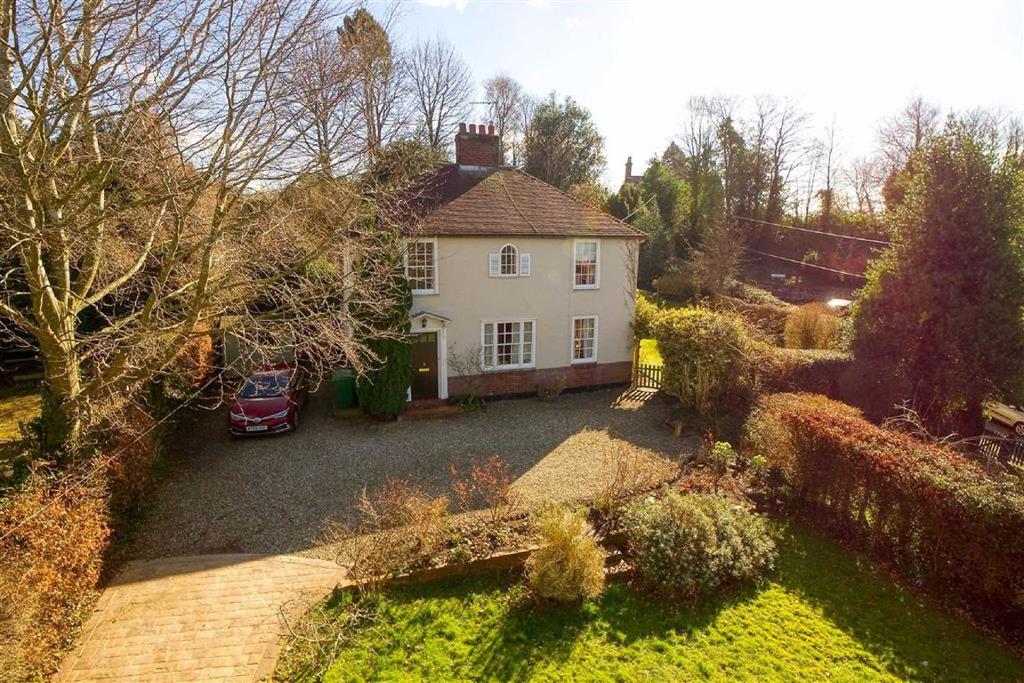 St. Johns Hill, Ellesmere, SY12 4 bed detached house £550,000