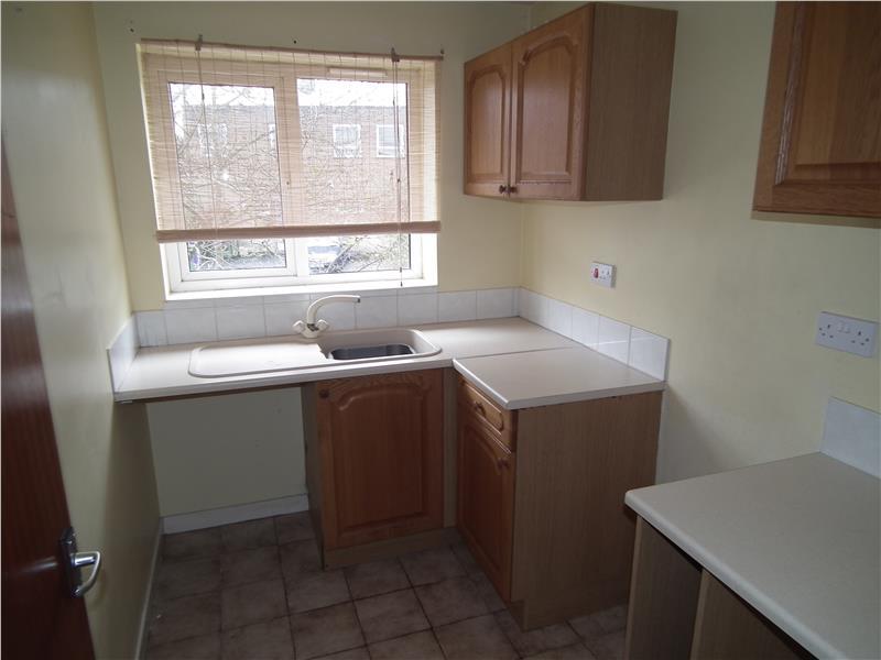 Church Street, Stoney Stanton... 1 bed apartment £425 pcm (£98 pw)