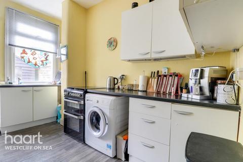 2 bedroom terraced house for sale, Swanage Road, SOUTHEND-ON-SEA
