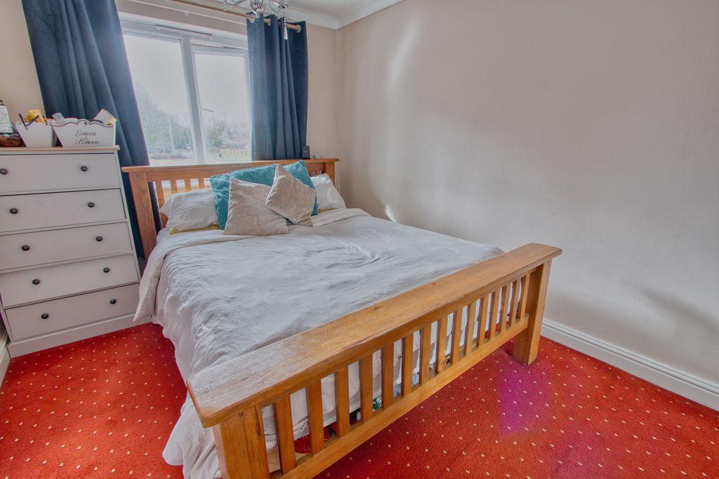 Bedroom 1 (Double)