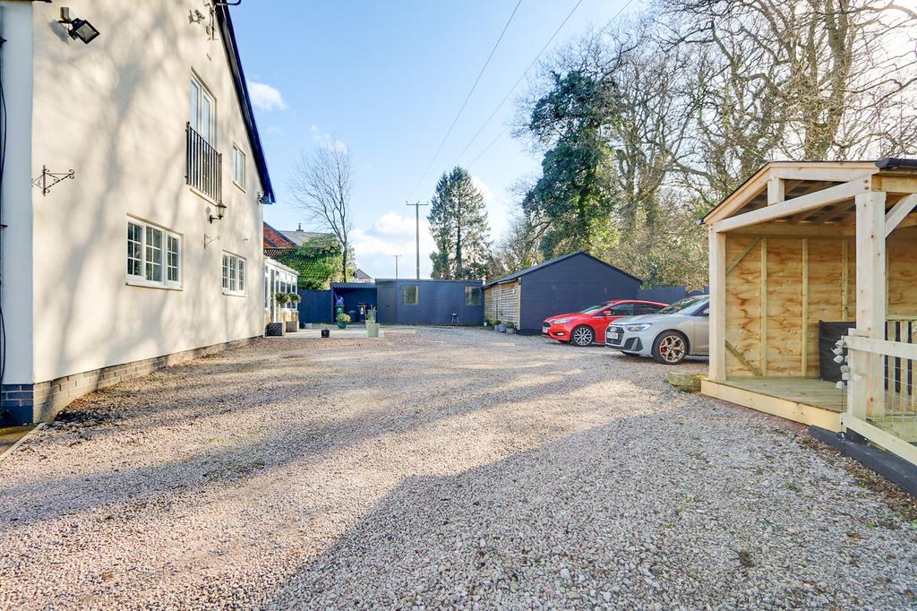 Driveway &amp; Parking