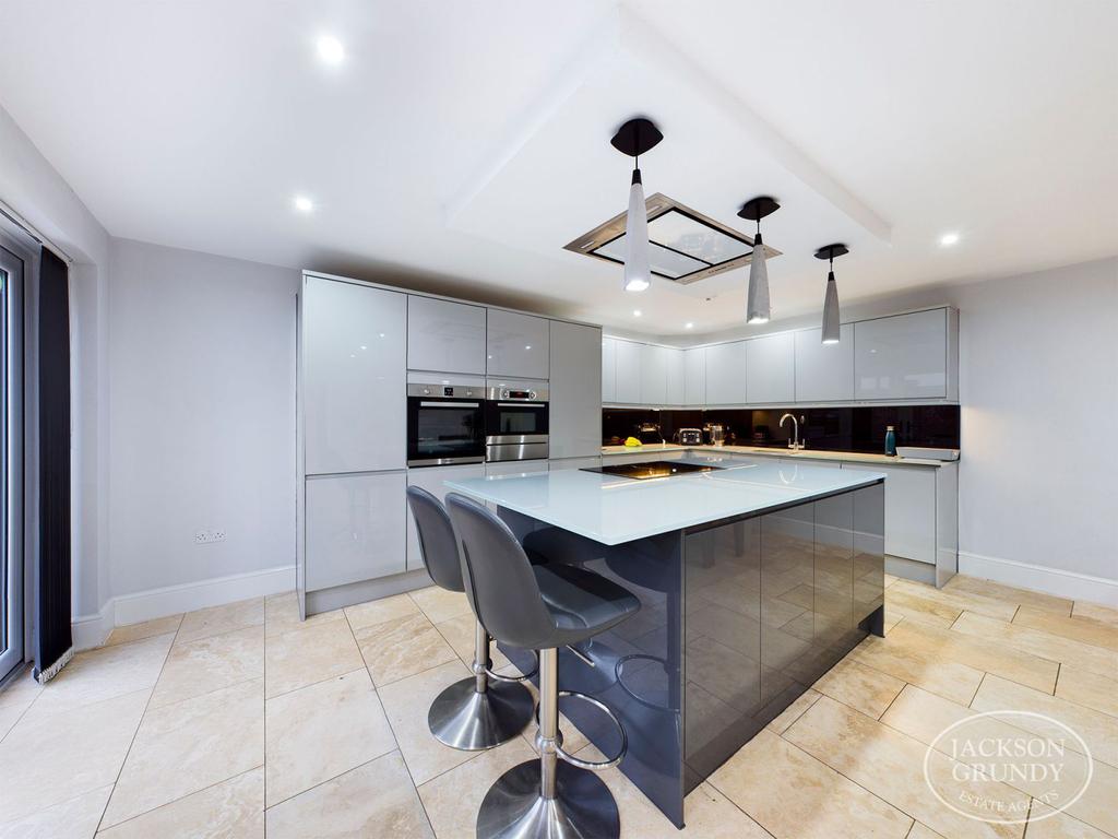 Kitchen area