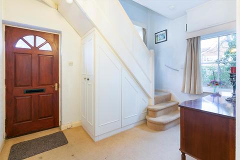 52 Burnby Lane, Pocklington, York, YO42 2QE