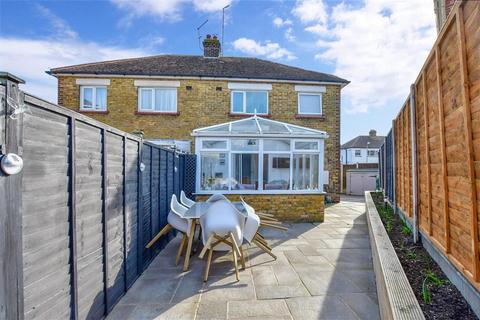 52 Forelands Square, Walmer, Deal, CT14 9DS