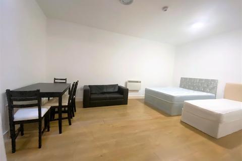 undefined, Feltham, TW14