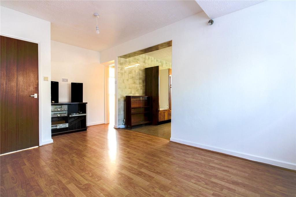 Wedmore Vale, Bedminster, Bristol, BS3 5 bed semidetached house £340,000