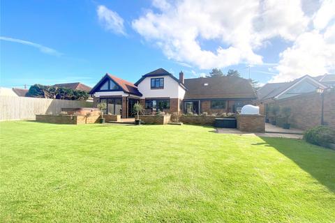 5 bedroom detached house for sale - Heather Close, St. Leonards, Ringwood, Dorset, BH24