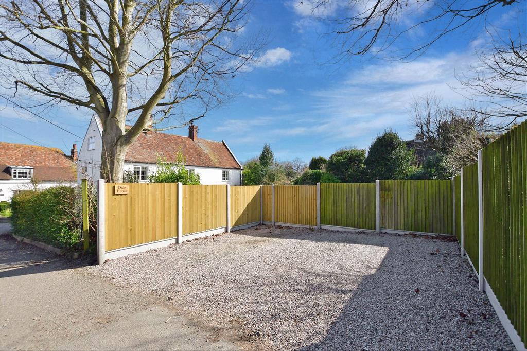 Driveway/Parking