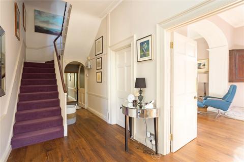 18 Richmond Hill, Bristol, BS8 1BA