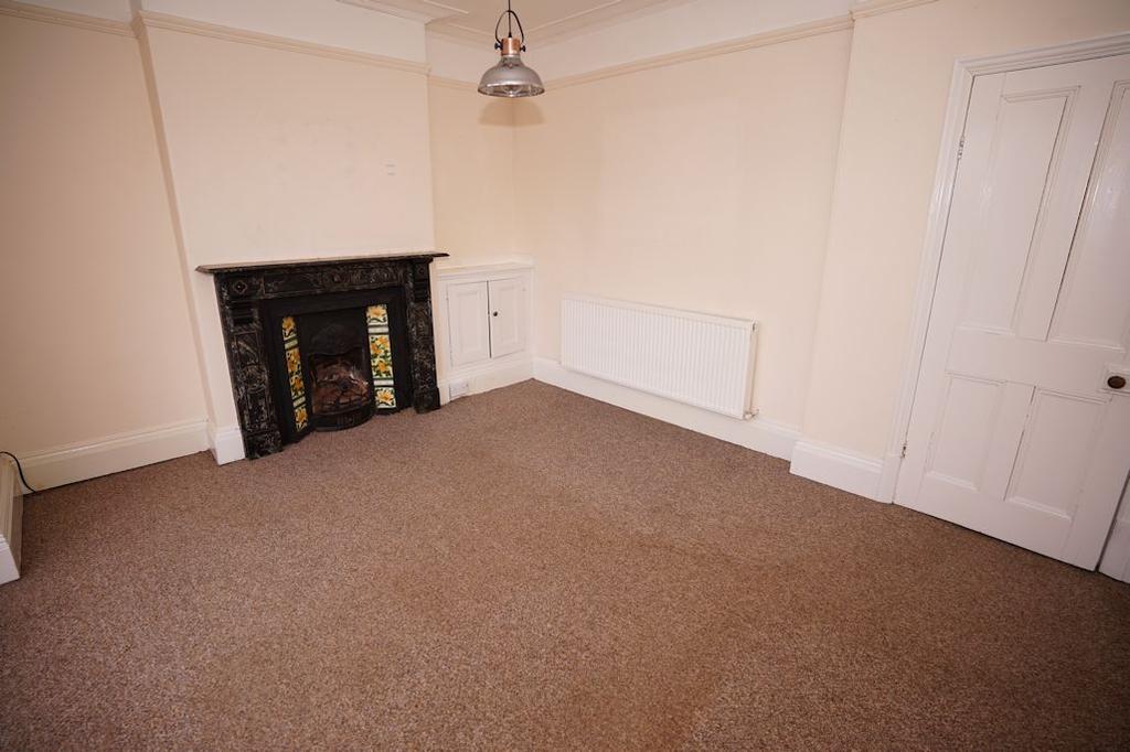 Maplewell Road Woodhouse Eaves... 2 bed house £725 pcm (£167 pw)