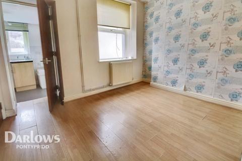 2 Cross Street, Abercynon, Mountain Ash, CF45 4LR
