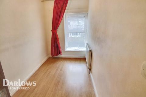 2 Cross Street, Abercynon, Mountain Ash, CF45 4LR