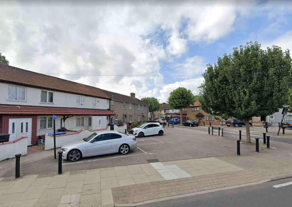 Bell Lane, EN3 3 bed house £1,895 pcm (£437 pw)