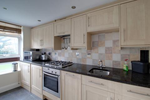 60 Maresfield, Croydon, CR0 5UB