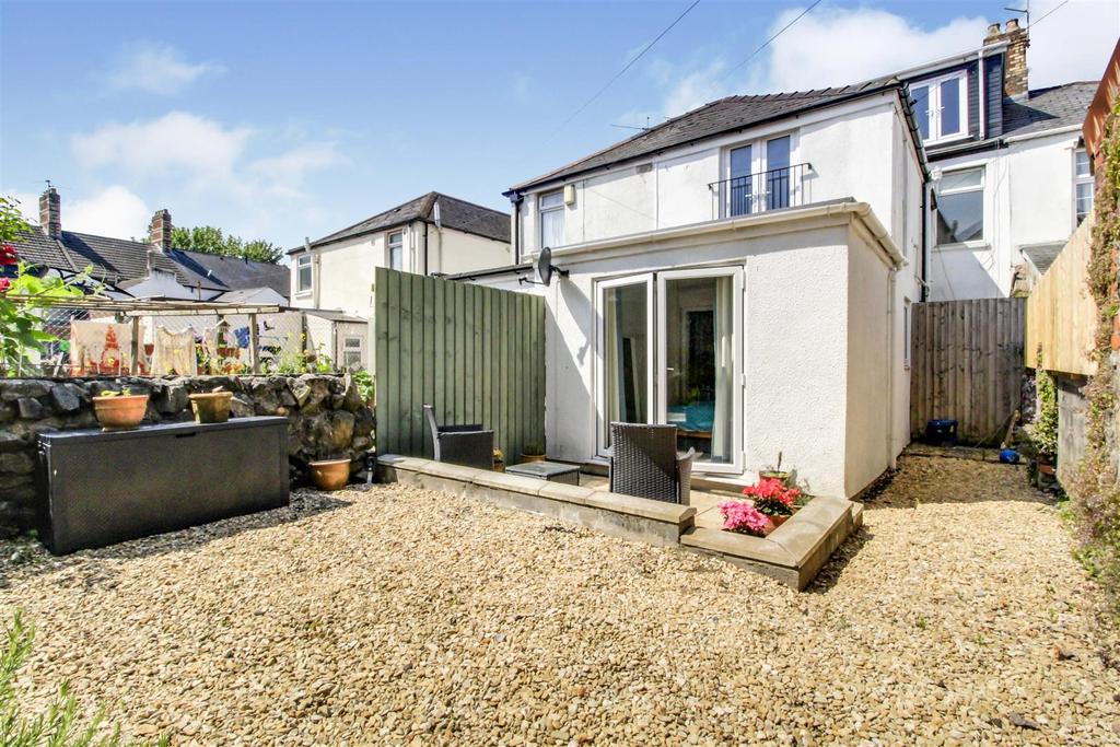 103 Paget Street, Cardiff, 1 bed apartment £100,000