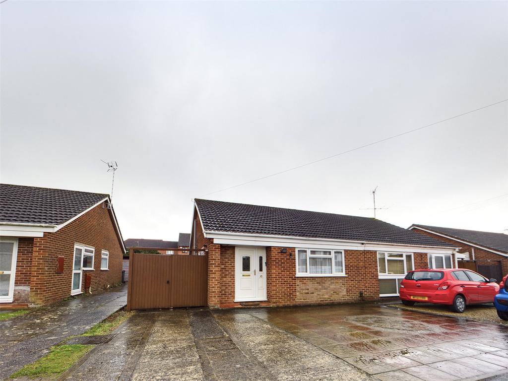 The Holly Grove, Quedgeley... 2 bed bungalow £230,000