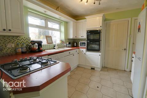 281 Beckett Road, Wheatley, Doncaster, DN2 4LD
