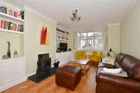 12 Beech Close, Carshalton, SM5 2AL