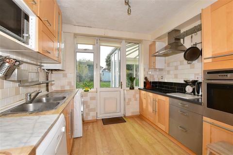 12 Beech Close, Carshalton, SM5 2AL