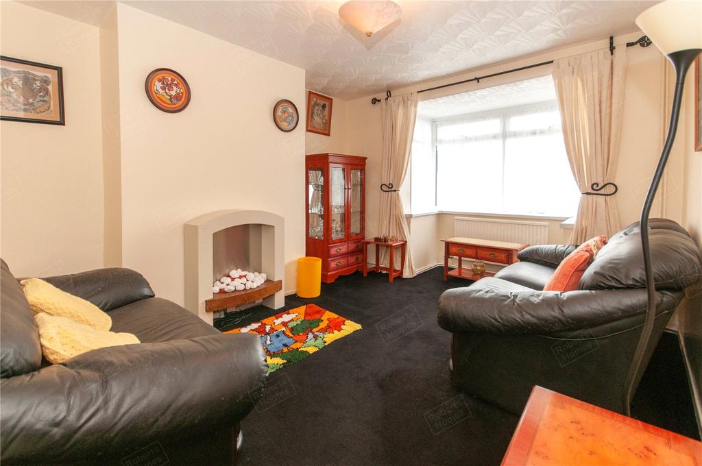 Lluest, Ystradgynlais, Swansea, SA9 3 bed semidetached house £134,950