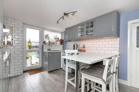 33 Cross Road, Croydon, CR0 6TE