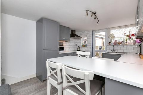 33 Cross Road, Croydon, CR0 6TE