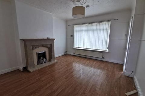 3 bedroom terraced house to rent, Burnham Grove, Newcastle upon Tyne, NE6