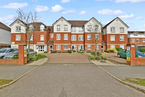 1 bedroom flat for sale, Prices Lane, Reigate, Surrey