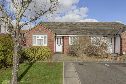 2 bedroom semi-detached bungalow for sale - Didcot,  Oxfordshire,  OX11