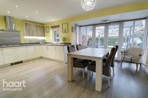 12 Beckfield Rise, Auckley, Doncaster, DN9 3FP