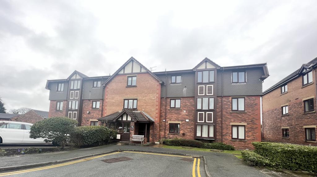 Windsor Court, PoultonLeFylde 2 bed flat £750 pcm (£173 pw)