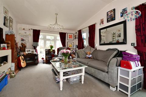 2 bedroom park home for sale, Woodlands Park, Biddenden, Ashford, Kent