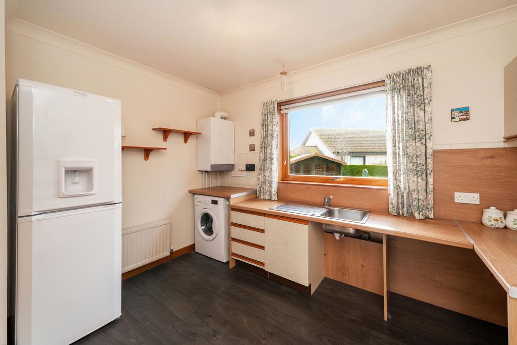 Watts Gardens, Cupar, KY15 2 bed bungalow £170,000