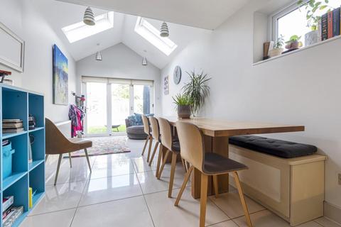 15 Borough Road, Kingston Upon Thames, KT2 6BD