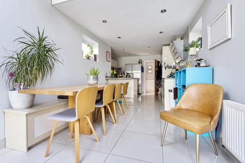 15 Borough Road, Kingston Upon Thames, KT2 6BD