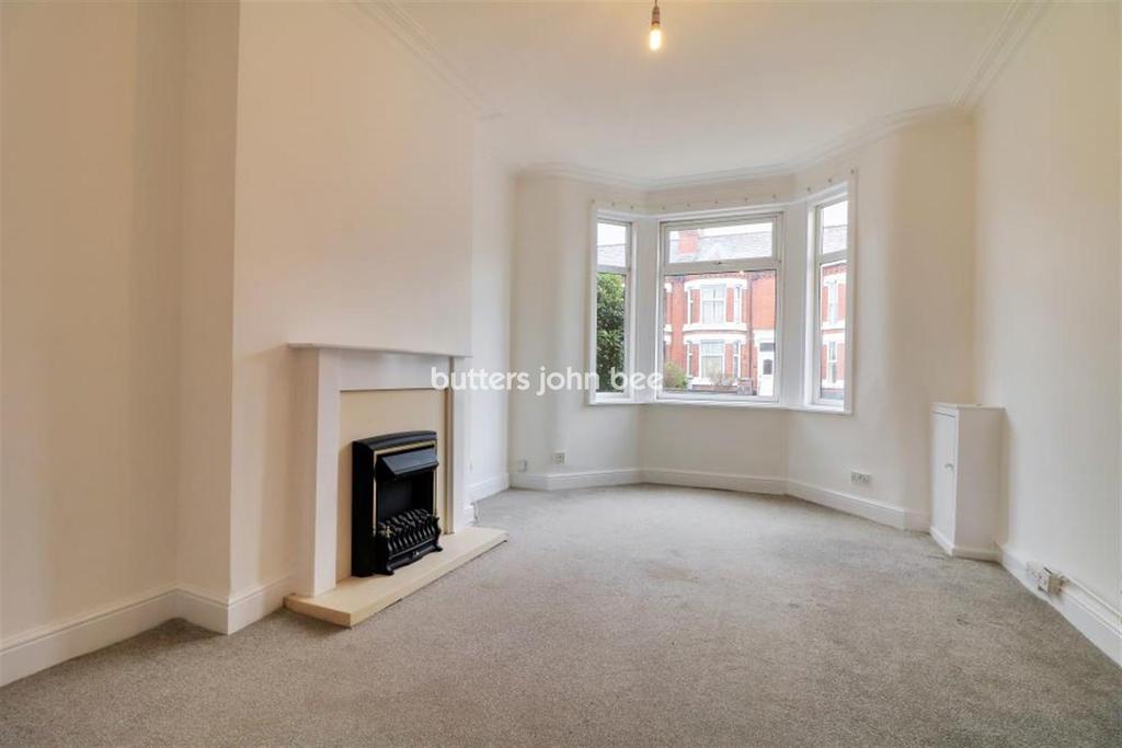 Nelson Street, Crewe 3 bed terraced house £795 pcm (£183 pw)