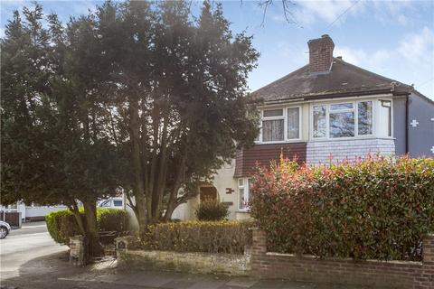 16 Hurstdene Avenue, Staines-upon-thames, TW18 1HZ
