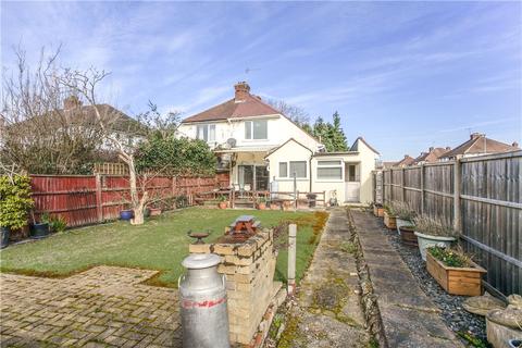 16 Hurstdene Avenue, Staines-upon-thames, TW18 1HZ