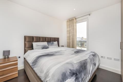 2 bedroom flat to rent, Duke of Wellington Avenue, London
