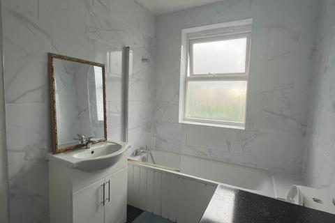 undefined, Friern Barnet Road, London N11