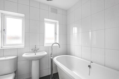 84 Haddington Road, Bromley, BR1 5RQ
